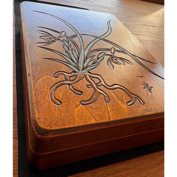 Vintage Japan Hand-Carved Art Wooden Box – Signed, Natural Wood, Urushi Finish - Picture 15 of 15